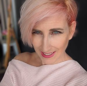 Meet your Posher, Jane